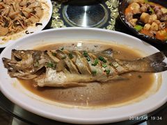 -鱼王府大酒店
