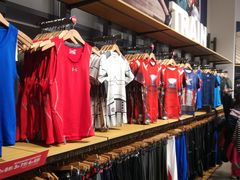 -UNDER ARMOUR(新燕莎奥莱店)