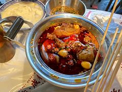-大芊金重庆串串火锅(南京路店)