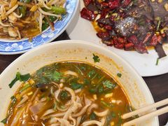 -青年路烩面馆(绿地世纪城店)
