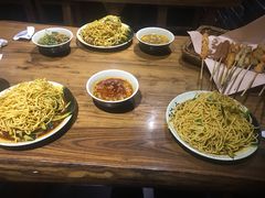 -万记麻辣烫国展总店