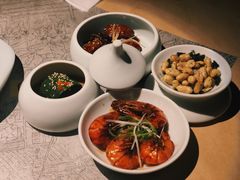 -穹六人间 people 6(岳阳路店)