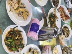 -范饭椰林川湘味海鲜·椰子鸡(三亚湾椰梦长廊店)