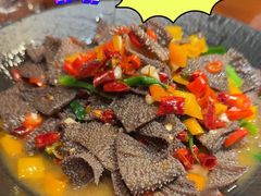 火爆片片毛肚-辣瓦·江西爆炒馆子