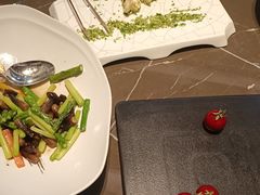 -海派悦庭·海胆烧麦·新融合菜(凯德广场店)