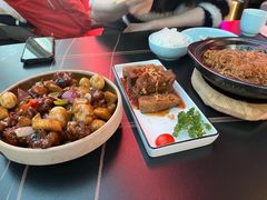 -粉墨特色菜·烧烤音乐酒馆
