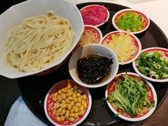 -大海碗·京菜炸酱面(雍和宫店)