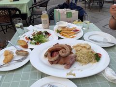 啤酒屋特色什锦肉盘-巴伐利亚啤酒坊(意式风情街店)