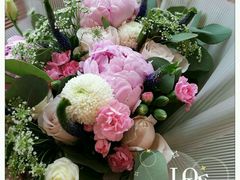 -谷莠子花艺气球派对·绿植造景·花艺沙龙(东海缤纷天地店)