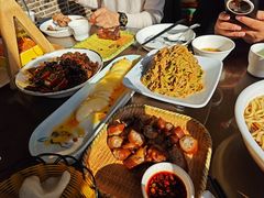 -东口码头·烧鸽子·鱼头泡饼·地方菜(金鹰悦城店)