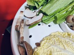 -鸡遇虾煲干锅火锅(小寨金莎店)
