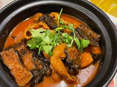 臭豆腐肥肠煲-春发生饭店·非遗(南院门店)