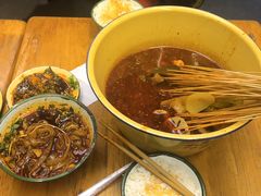 -拈签一笑黄牛肉辣卤串串