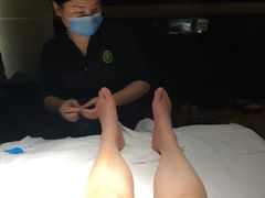 -金色印象·4K影院式足体养生(杨家坪西郊店)