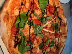 -Pizza Express(机场T1店)