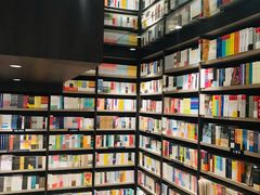 -钟书阁(群光广场店)