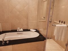 -广州富力丽思卡尔顿酒店