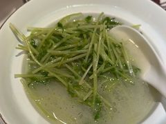 -饭怕鱼·黄焖鲟龙鱼(湖大店)