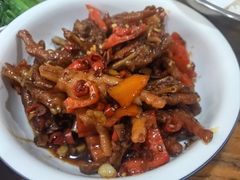 -老三样·美食研究中心(世贸路店)