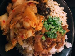 黄金泡菜卤肉饭-Let's Taipei 非常烘焙(太古里店)