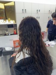 -宫铭烫发染发接发店