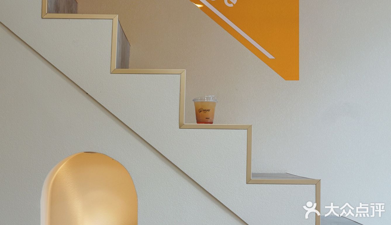 杭州探店 | 胡同里的现代感咖啡&古着店