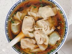 半菜半肉-古徽州馄饨店(宝安路店)