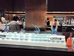 -钱小奴海鲜自助黑金店(杭州滨江龙湖店)