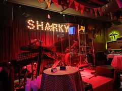 -鲨鱼美式餐厅酒吧Sharky