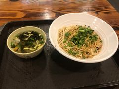 -禾诗夜市大饼油条(松江店)