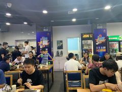 大堂-老虎滩大连海鲜烧烤(建邺云锦路总店)