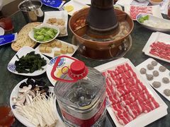 -楼外楼肥羊木炭火锅居(乐群街店)