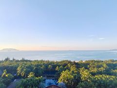 -三亚湾海居铂尔曼度假酒店