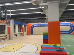 -悦动体能篮球羽毛球网球(三里河店)