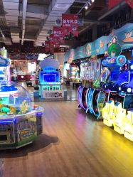 -探奇乐园蹦床公园(日月广场店)