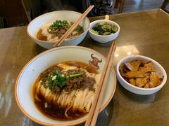 -津市刘聋子粉馆岳阳总店