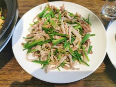 -泉畔人家·老济南经典鲁菜(大明湖店)
