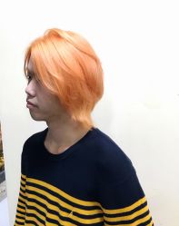 -苑苑发型设计