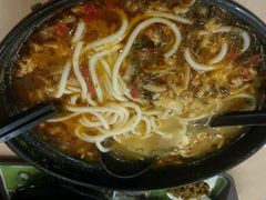 -蒙自源过桥米线(红谷滩万达店)