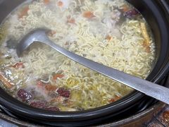 -濠轩阁特色生蚝火锅(水湾路店)