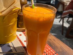 鲜榨果汁（西瓜/橙子/胡萝卜）-Primo·丽莫意大利窑烤披萨