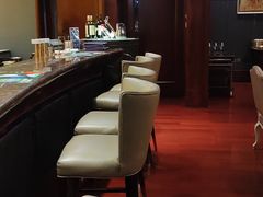 -龙虾酒吧扒房(宁波香格里拉店)