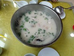 -雪野鱼头大王邢府公老店(雪野湖店)