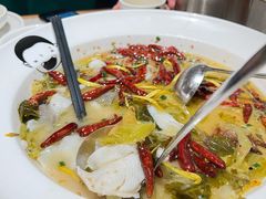 -江渔儿酸菜鱼(映月湖环宇城店)