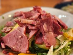 烤牛肉鲜蔬沙拉-Retro Deli 茶泡饭