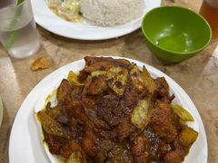焗咖喱鸡排饭-新鸿发咖啡美食