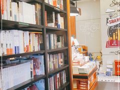 -西西弗书店&矢量咖啡(静安大悦城店)