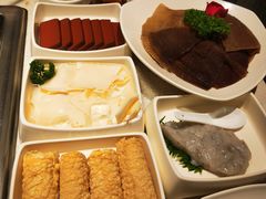 -海底捞火锅鲜切牛肉主题店(长寿路店)