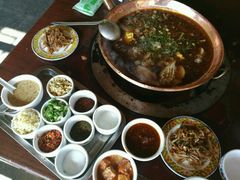 -朝伟清真铜瓢牛肉馆(三十年老·店)