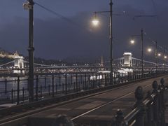 -塞切尼链桥